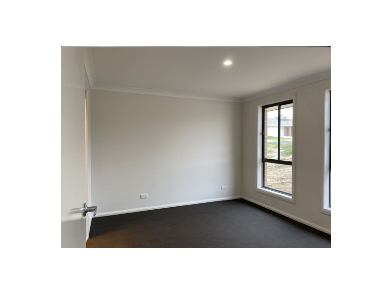 20A Reginald Drive, Tamworth NSW 2340