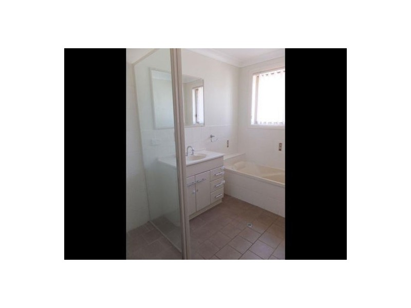 20 Fishermans Place, Tamworth NSW 2340