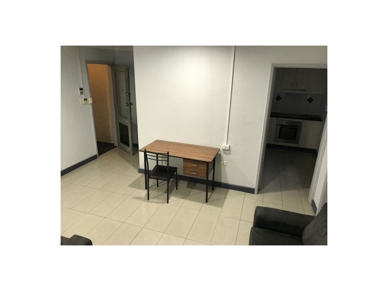 Upstairs Flat 417-419 Peel Street, Tamworth NSW 2340