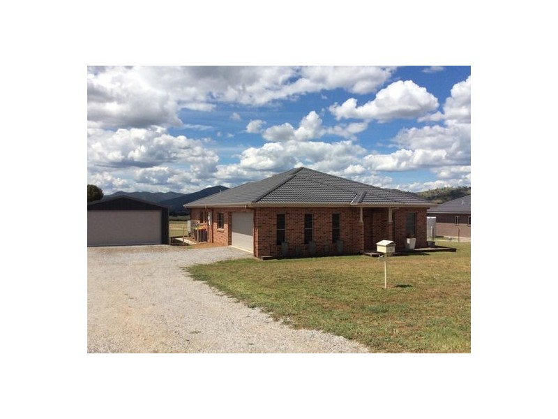 180 Browns Lane, Tamworth NSW 2340