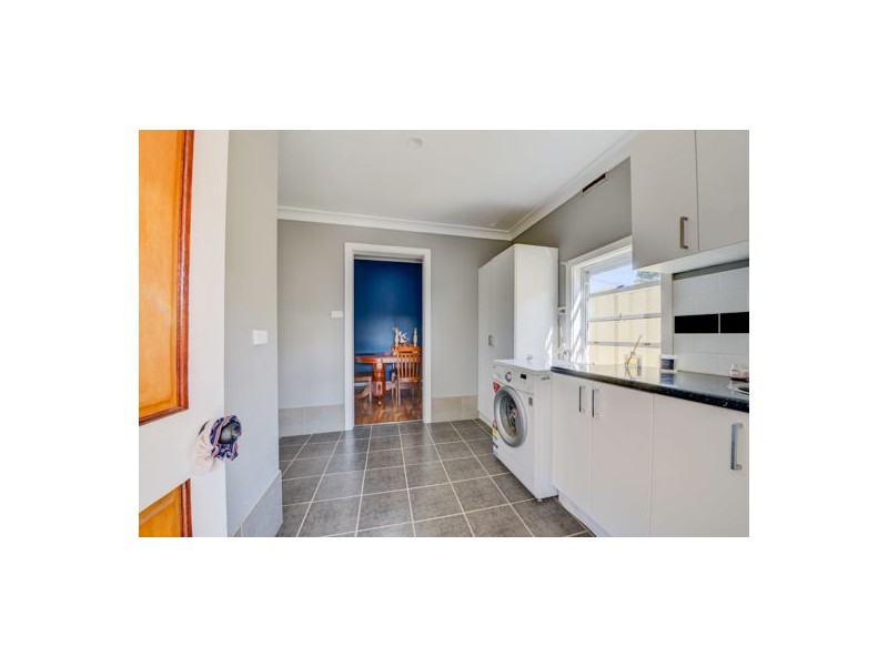 6 Lydia Street, Tamworth NSW 2340