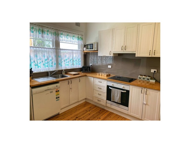 4 Edward Street, Tamworth NSW 2340