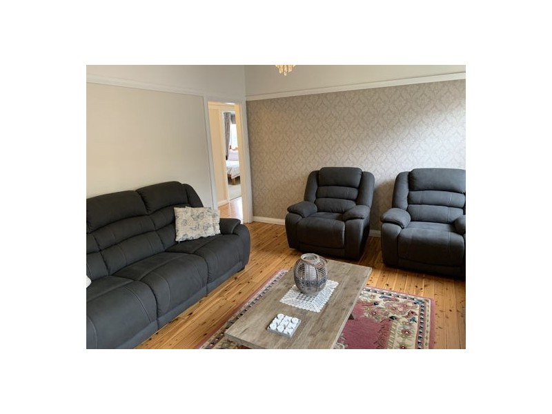 4 Edward Street, Tamworth NSW 2340