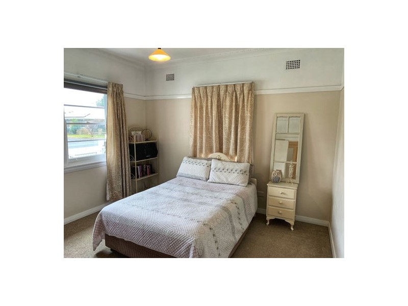 4 Edward Street, Tamworth NSW 2340