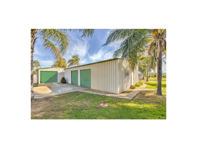 8 Warwick Road, Tamworth NSW 2340