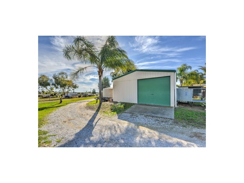 8 Warwick Road, Tamworth NSW 2340