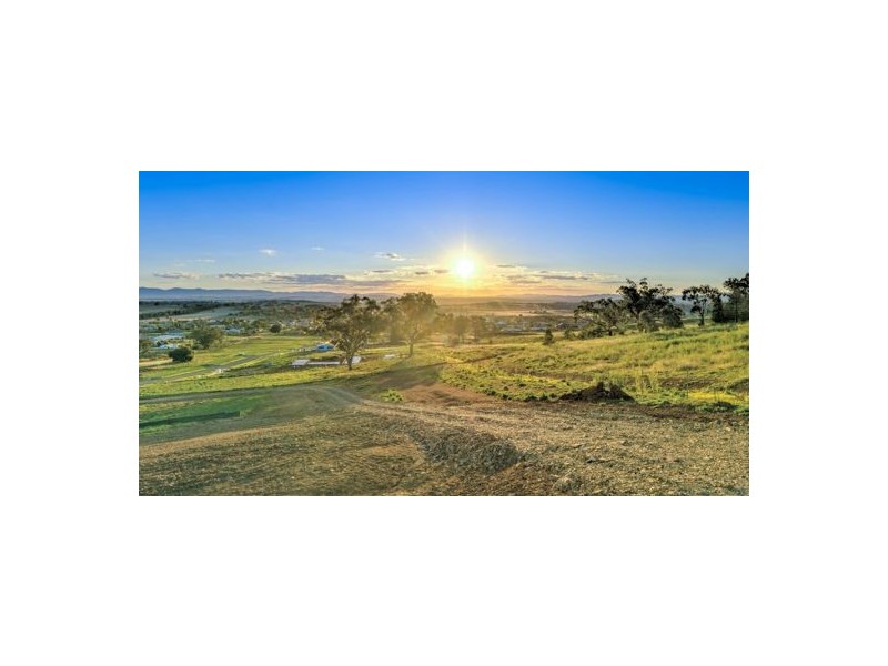 17 Baileyana Close, Tamworth NSW 2340