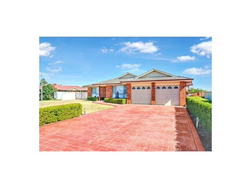 10 Milpara Court, Tamworth NSW 2340