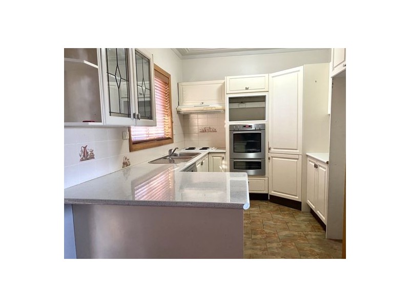 10 Kelso Avenue, Tamworth NSW 2340