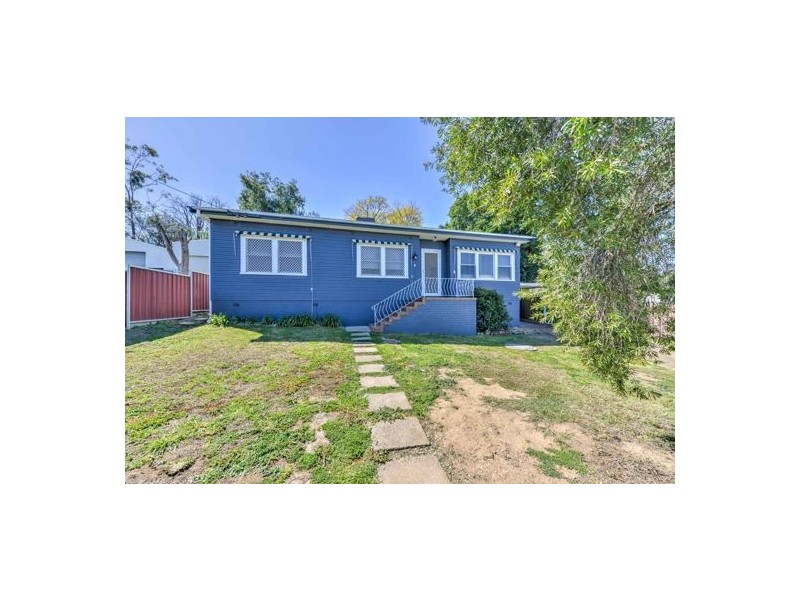 9 Riverview Street, Tamworth NSW 2340