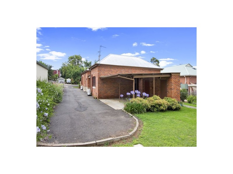 2/84 Fitzroy Street, Tamworth NSW 2340