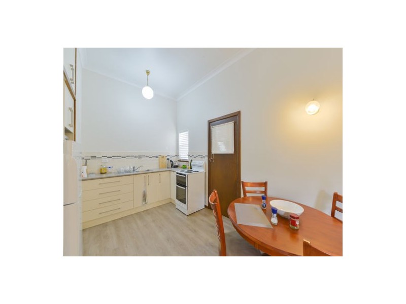 2/84 Fitzroy Street, Tamworth NSW 2340