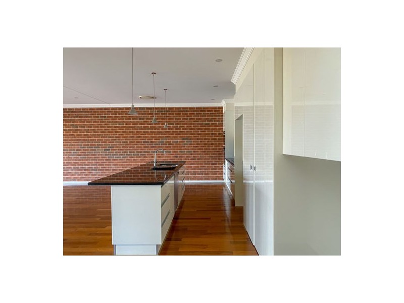 2/74 The Heights, Tamworth NSW 2340