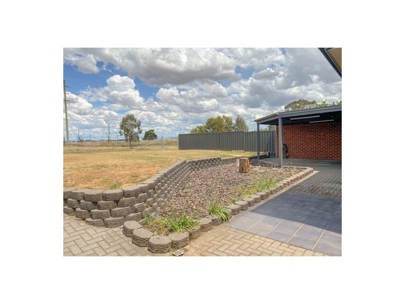 2/74 The Heights, Tamworth NSW 2340