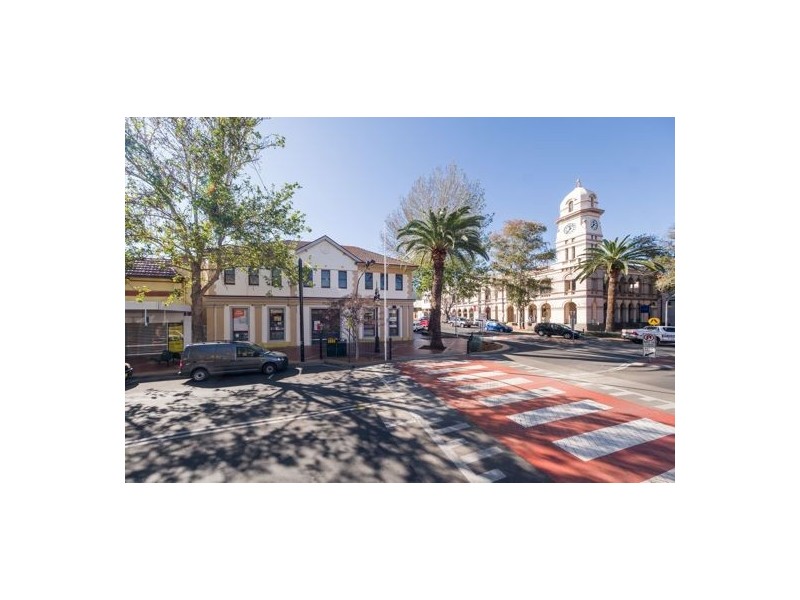 400 Peel Street, Tamworth NSW 2340