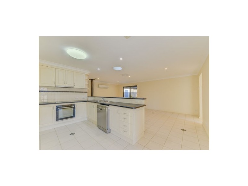 43 Peregrine Ave, Tamworth NSW 2340