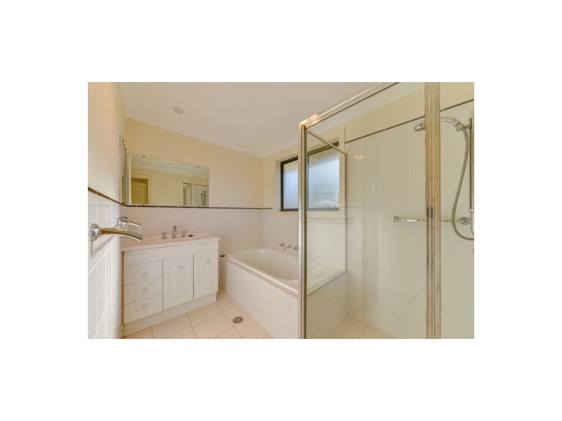 43 Peregrine Ave, Tamworth NSW 2340