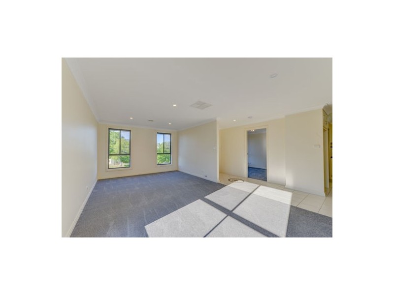 43 Peregrine Ave, Tamworth NSW 2340