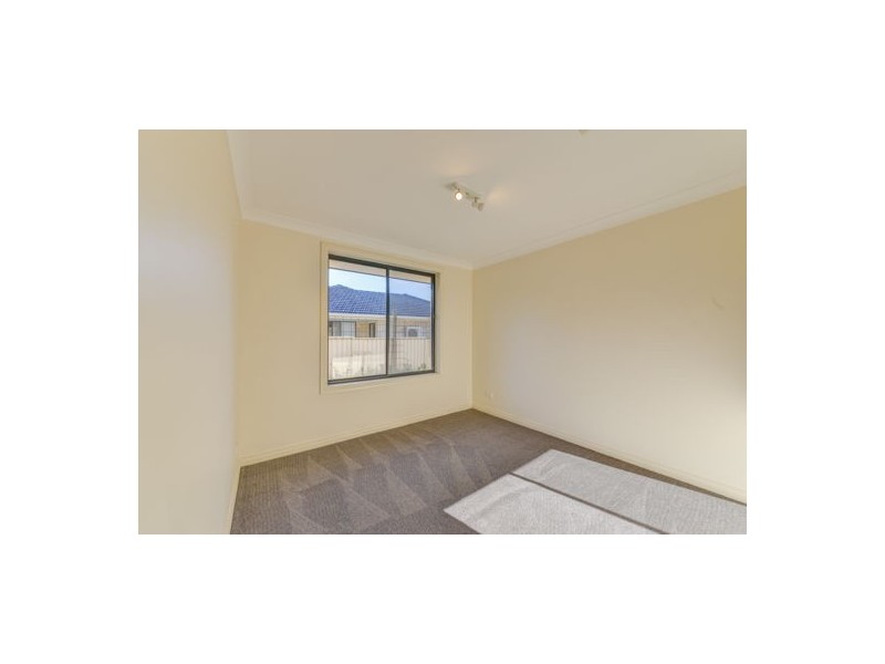 43 Peregrine Ave, Tamworth NSW 2340