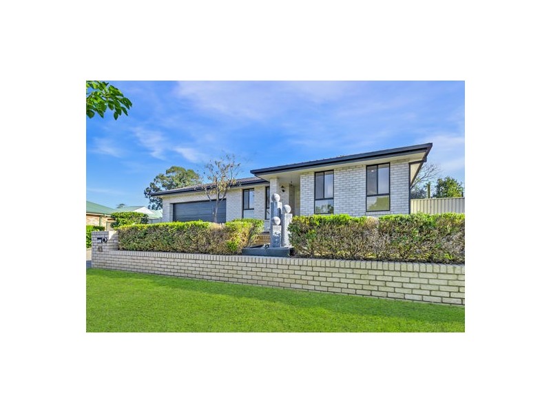 43 Peregrine Ave, Tamworth NSW 2340