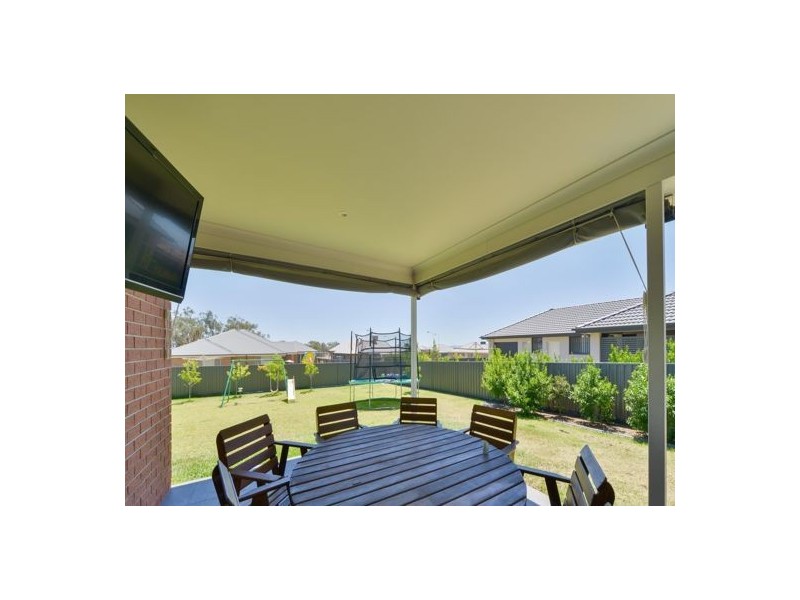 6 Shiraz Road, Tamworth NSW 2340