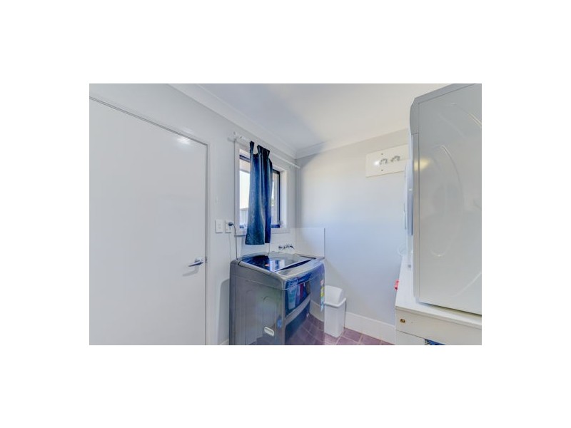 16 Burdekin Place, Tamworth NSW 2340