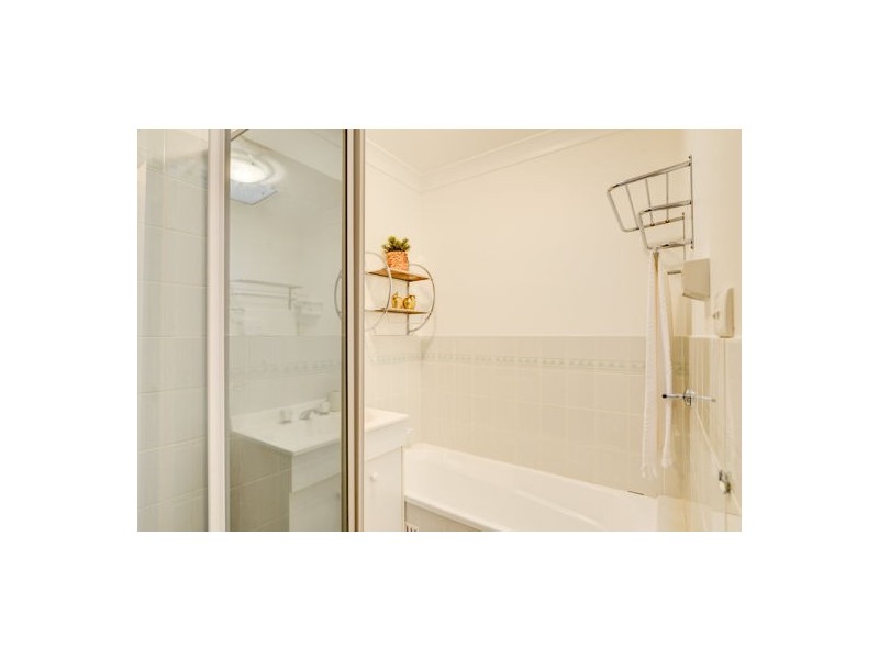 2/12 Curlew Crescent, Tamworth NSW 2340