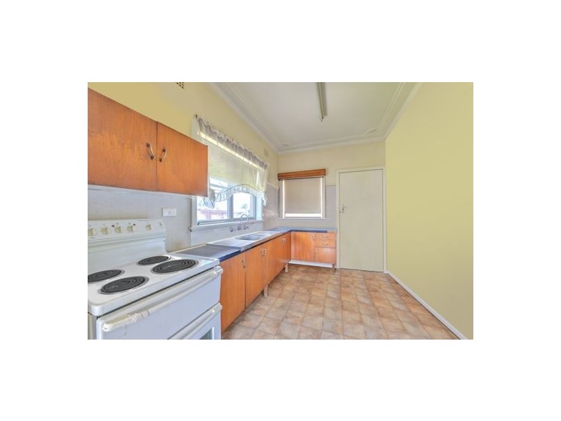 1 & 2/42 Kathleen Street, Tamworth NSW 2340