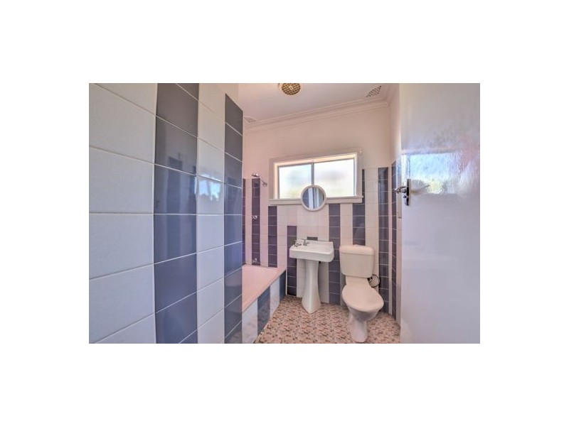 1 & 2/42 Kathleen Street, Tamworth NSW 2340