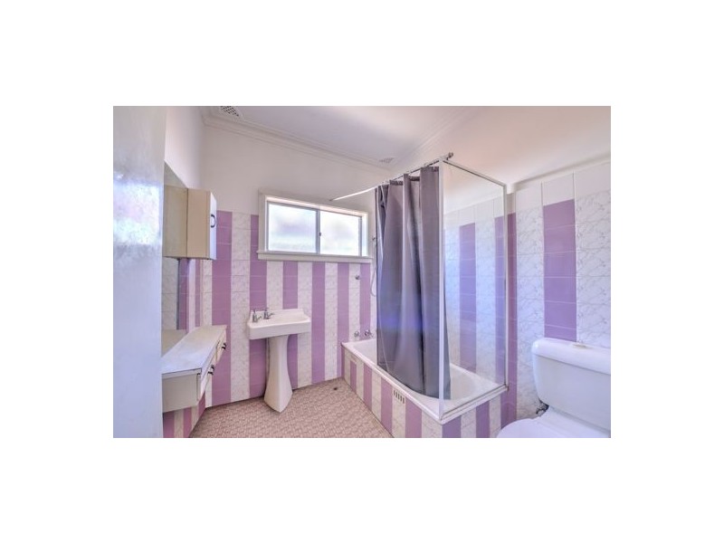 1 & 2/42 Kathleen Street, Tamworth NSW 2340