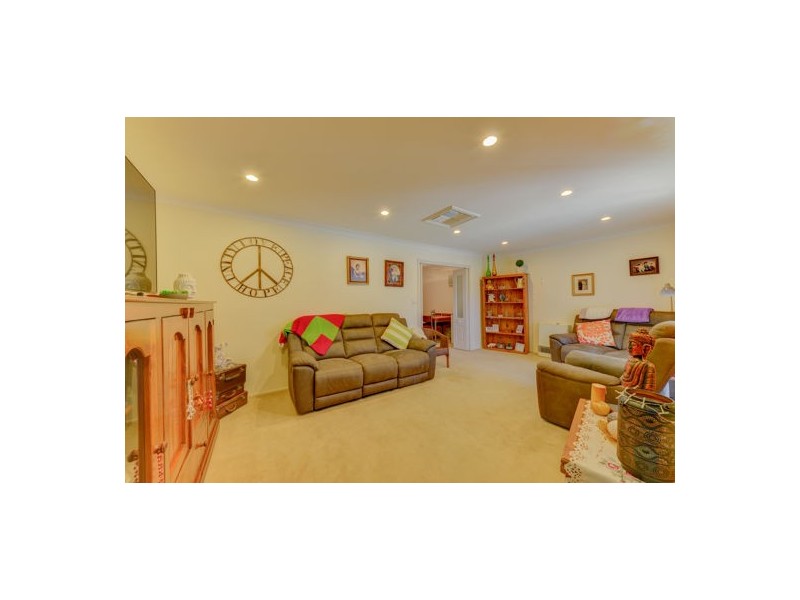 20 Waree Drive, Tamworth NSW 2340