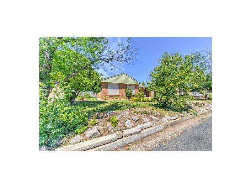 20 Waree Drive, Tamworth NSW 2340