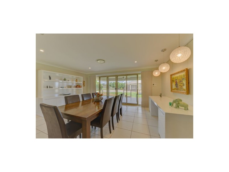 13 Whiporie Close, Tamworth NSW 2340