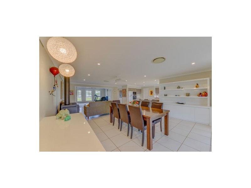 13 Whiporie Close, Tamworth NSW 2340