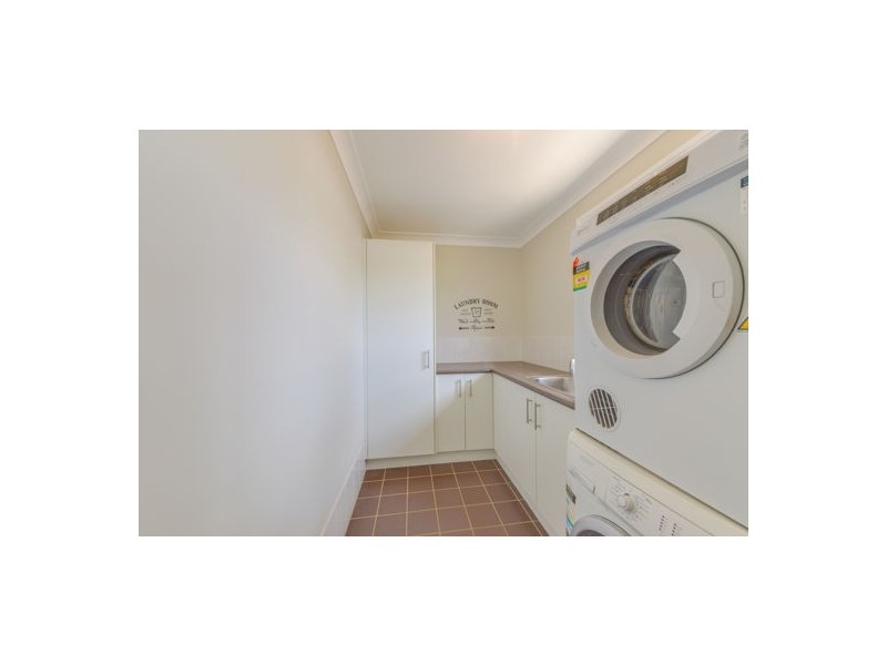 13 Whiporie Close, Tamworth NSW 2340