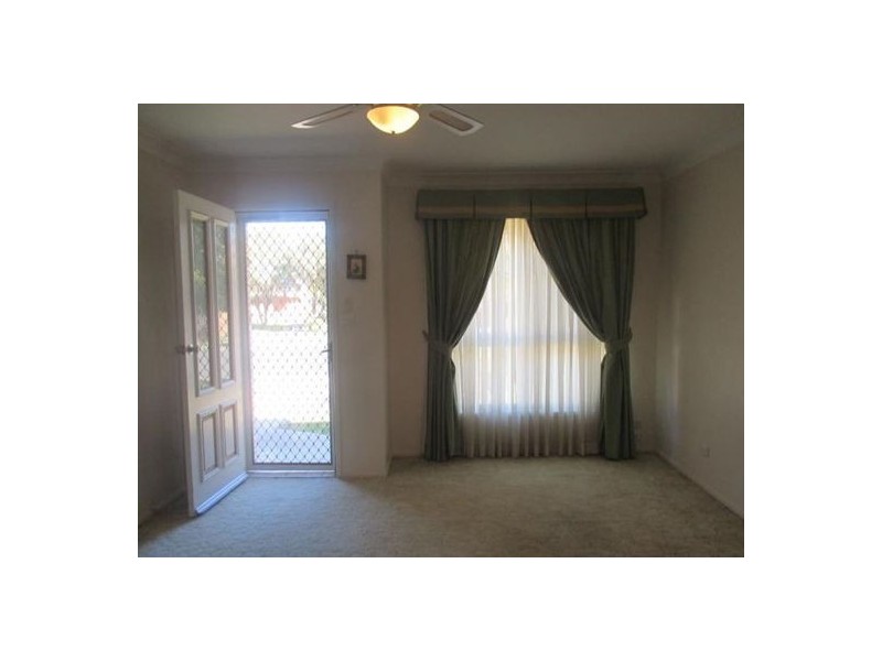 1/2 Belah Close, Tamworth NSW 2340