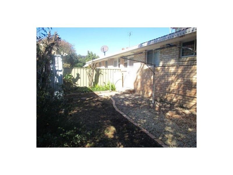 1/2 Belah Close, Tamworth NSW 2340