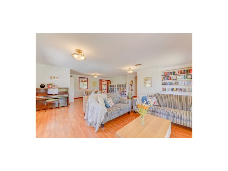 44 Tribe Street, Tamworth NSW 2340