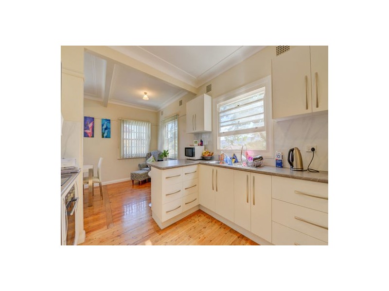 38 Parry Street, Tamworth NSW 2340