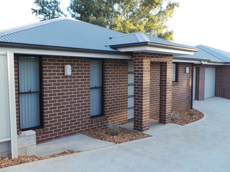 2/4 Cohen Street, Tamworth NSW 2340