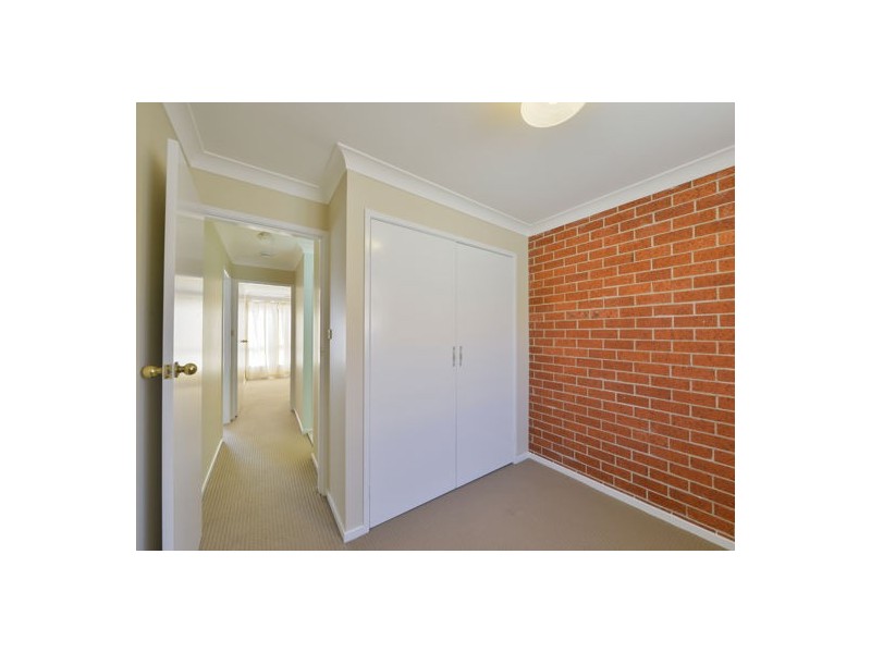 2/21 Illoura Street, Tamworth NSW 2340
