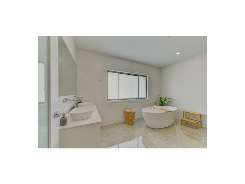 5 Benandarah Court, Tamworth NSW 2340