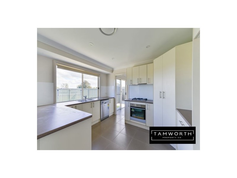 23 Gungurru Close, Tamworth NSW 2340