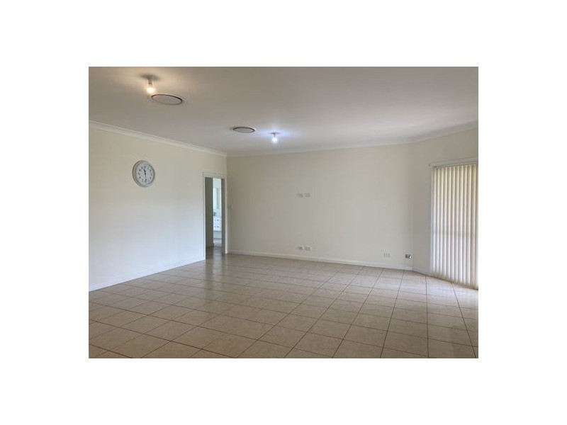 5 Woodswallow Close, Tamworth NSW 2340