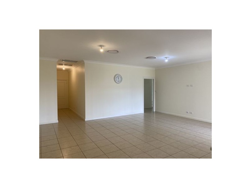 5 Woodswallow Close, Tamworth NSW 2340