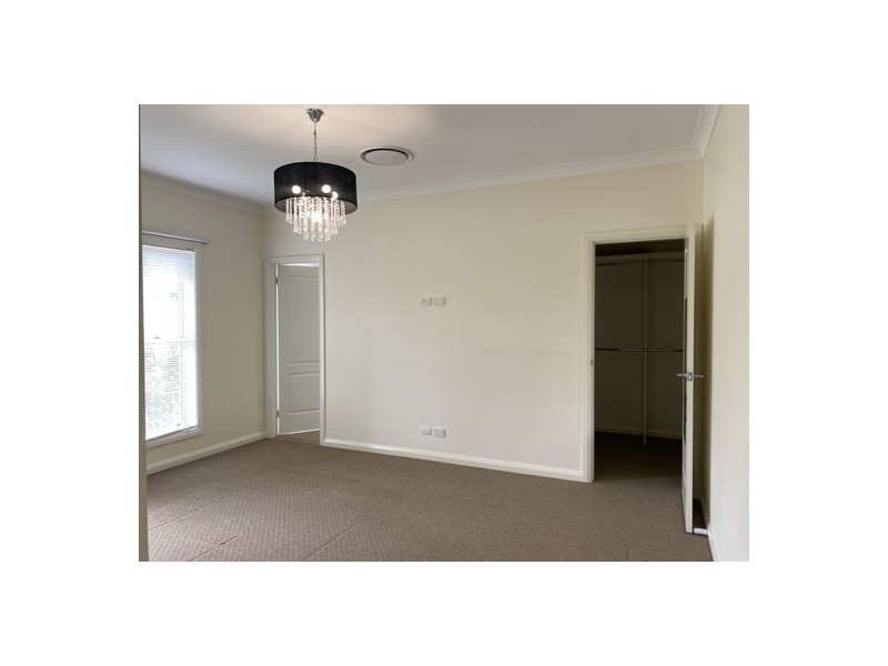 5 Woodswallow Close, Tamworth NSW 2340