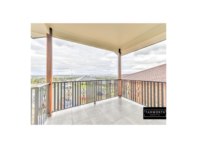 1/9 Wollemi Close, Tamworth NSW 2340