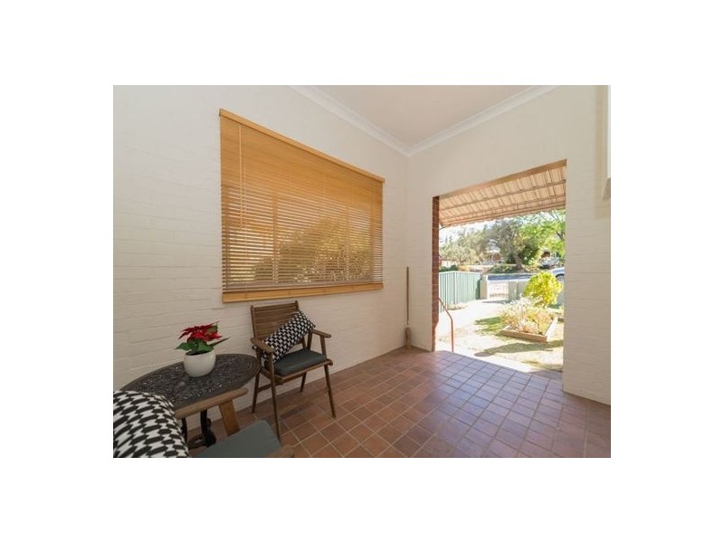 123 Upper Street, Tamworth NSW 2340