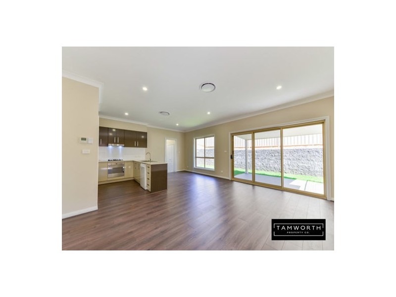 1/3 Ventnor Drive, Tamworth NSW 2340