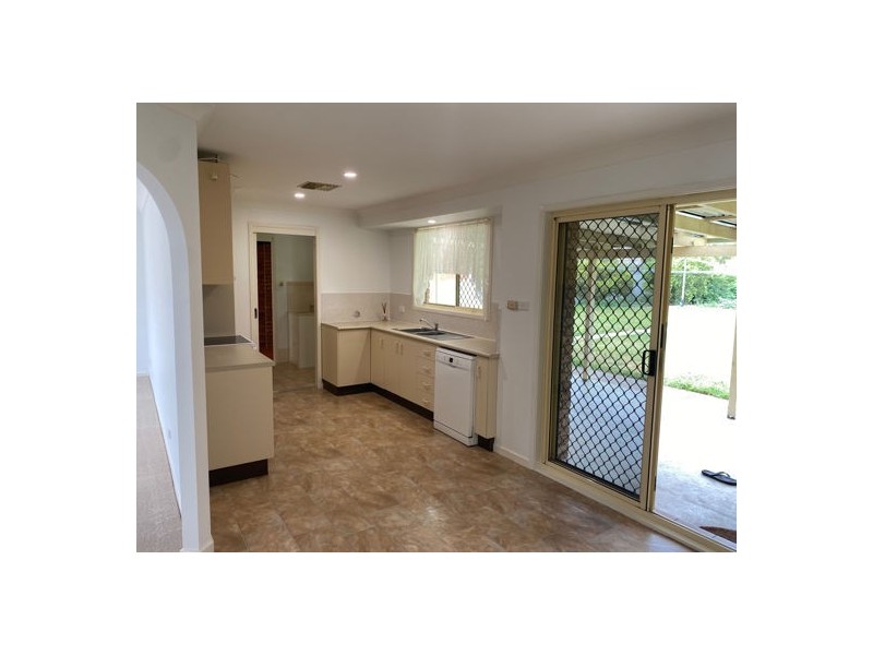 36 Cobb & Co Circuit, Tamworth NSW 2340